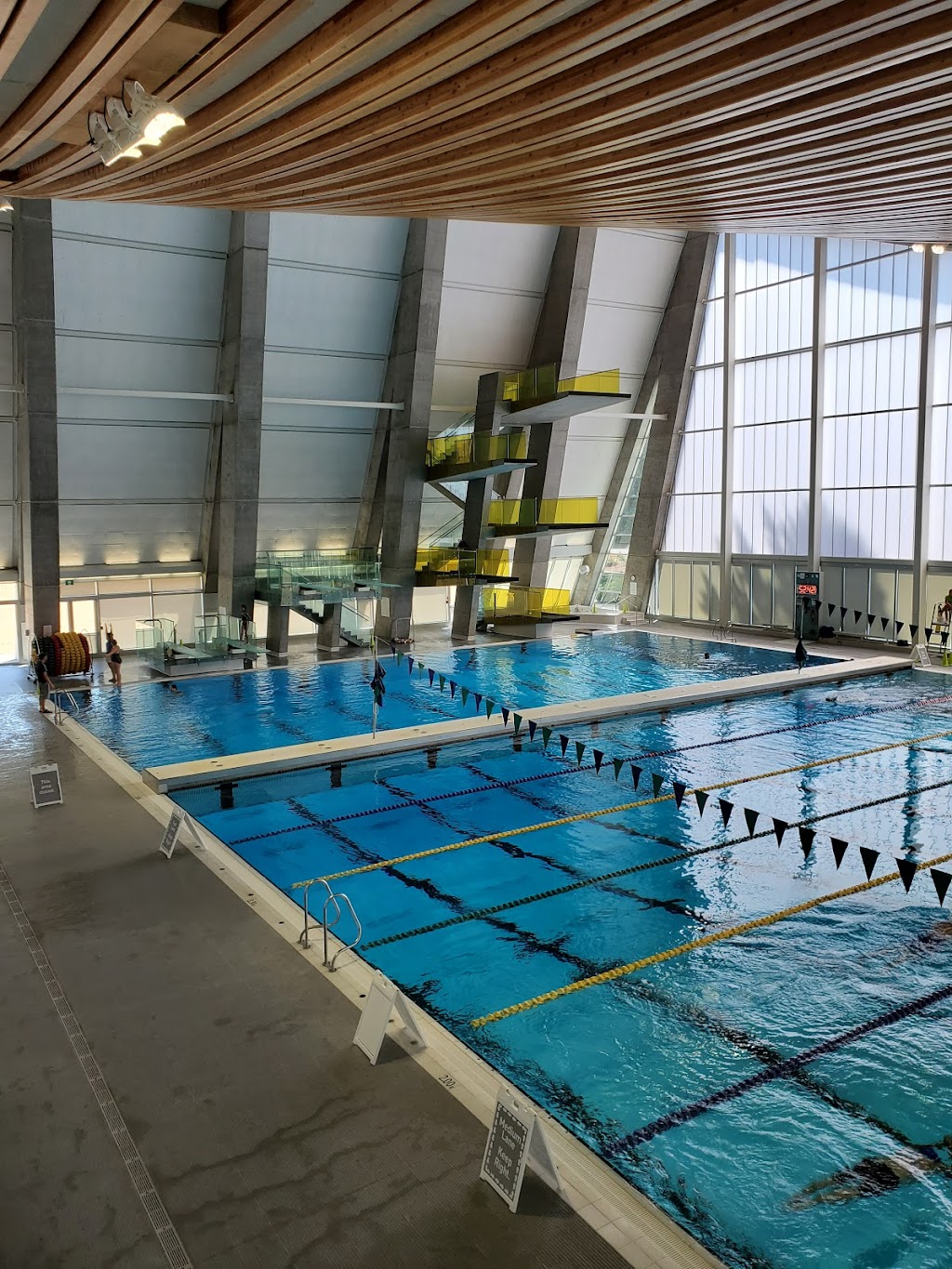 Grandview Heights Aquatic Centre | 16855 24 Ave, Surrey, BC V3Z 0A2, Canada | Phone: (604) 590-7800