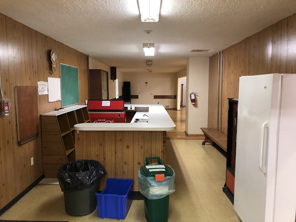 Strawberry Vale & District Community Club | 11 High St, Victoria, BC V8Z 5C8, Canada | Phone: (250) 479-8031