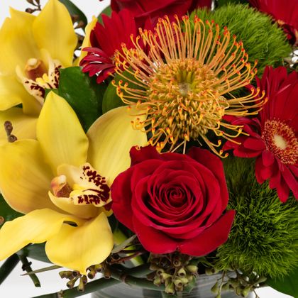 Okotoks Flowers | 49 Elizabeth St #9, Okotoks, AB T1S 1A5, Canada | Phone: (403) 938-4781