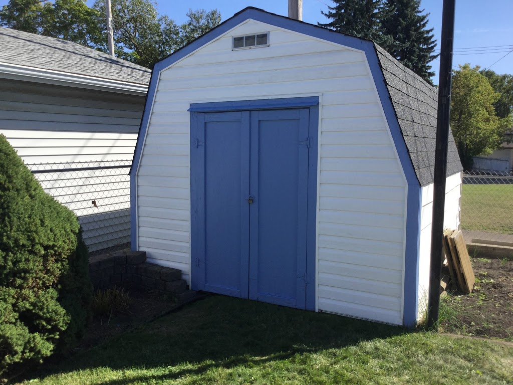 Madaflo Craftman | 10526 106 Ave, Morinville, AB T8R 0C9, Canada | Phone: (780) 263-0631