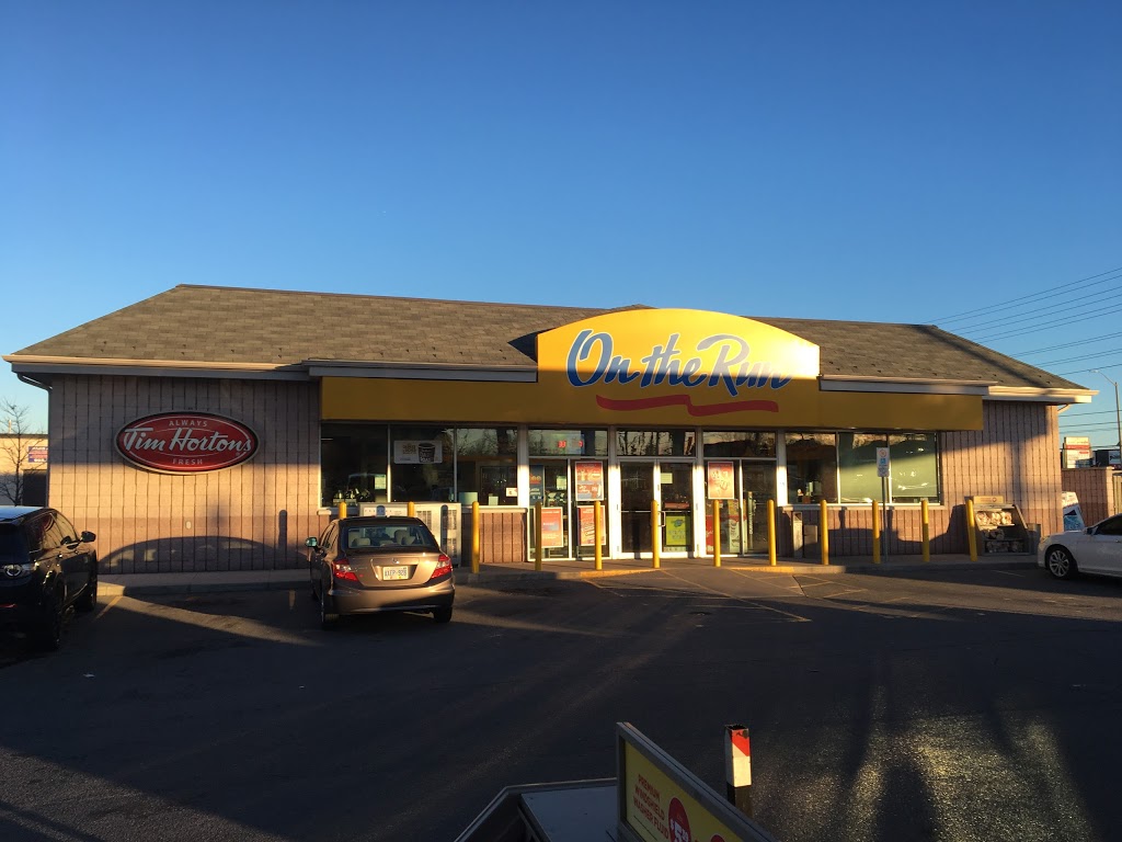 Esso | 632 Burnhamthorpe Rd W, Mississauga, ON L5B 2C4, Canada | Phone: (905) 848-0786