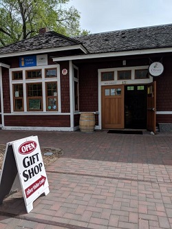 Oliver Visitor Centre | 6431 Station St, Oliver, BC V0H 1T0, Canada | Phone: (778) 439-2363