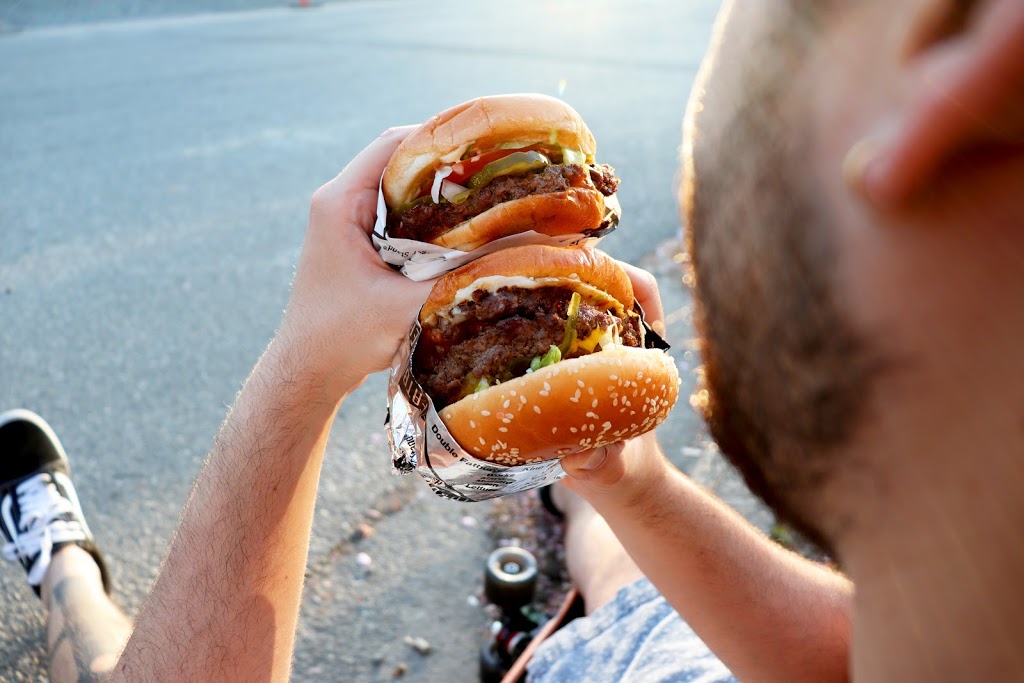 Fatburger Fort Saskatchewan | 8631 94 St, Fort Saskatchewan, AB T8L 4P7, Canada | Phone: (780) 998-9972