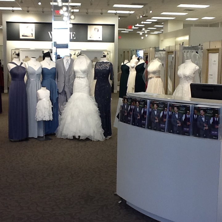 Davids Bridal | 70 Pinebush Rd Unit #5, Cambridge, ON N1R 8K5, Canada | Phone: (519) 623-3150