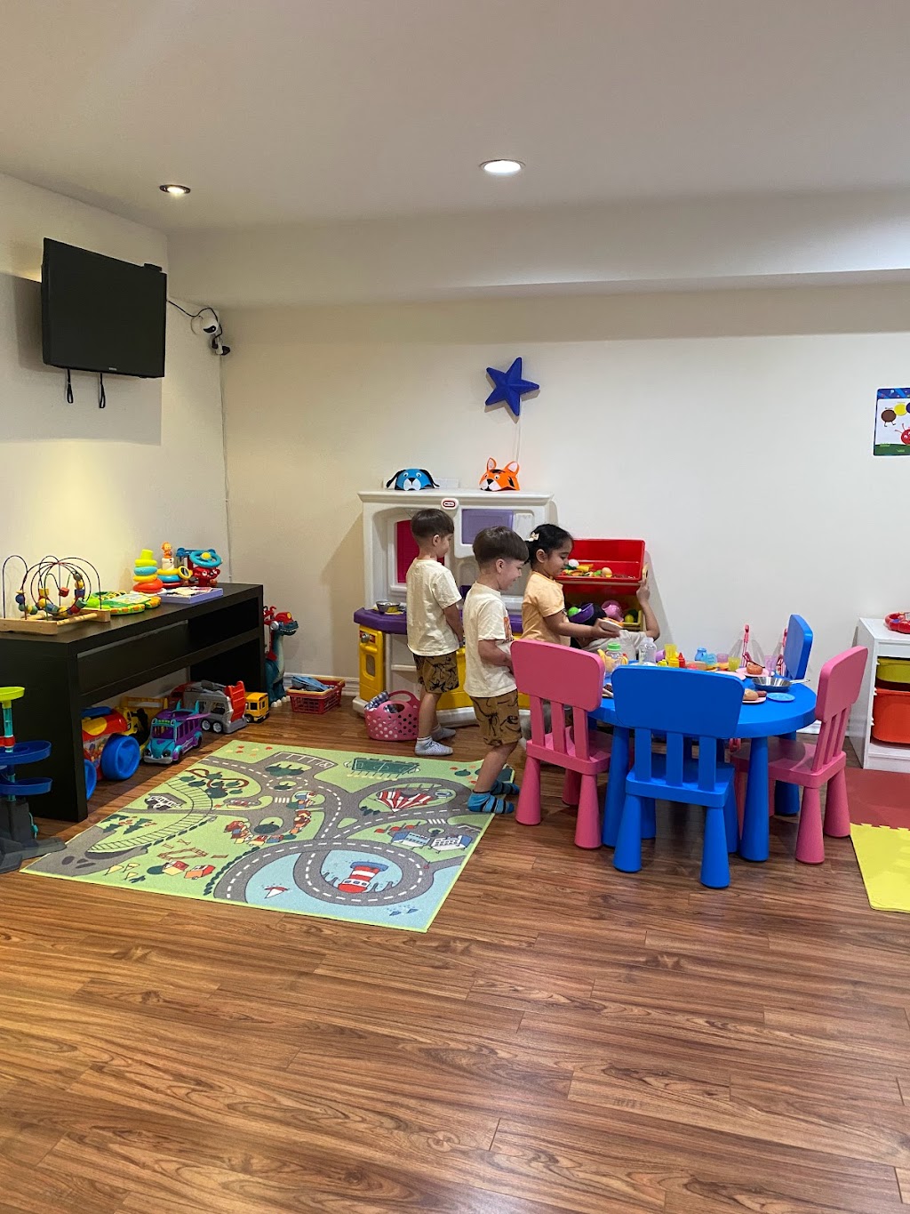 Garderie éducatif les Beaux Papillons | 533 Montrose Dr, Beaconsfield, QC H9W 5T5, Canada | Phone: (438) 771-9898