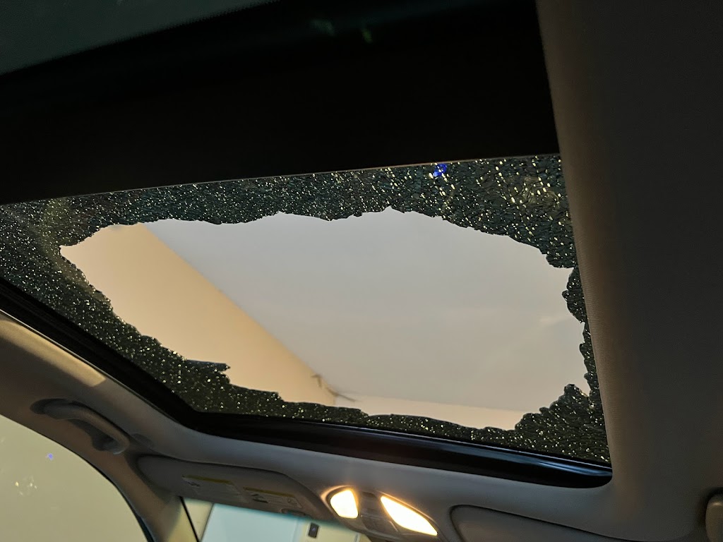 Glassmasters Autoglass | 420 34 St S #20, Lethbridge, AB T1J 4H8, Canada | Phone: (587) 813-5757