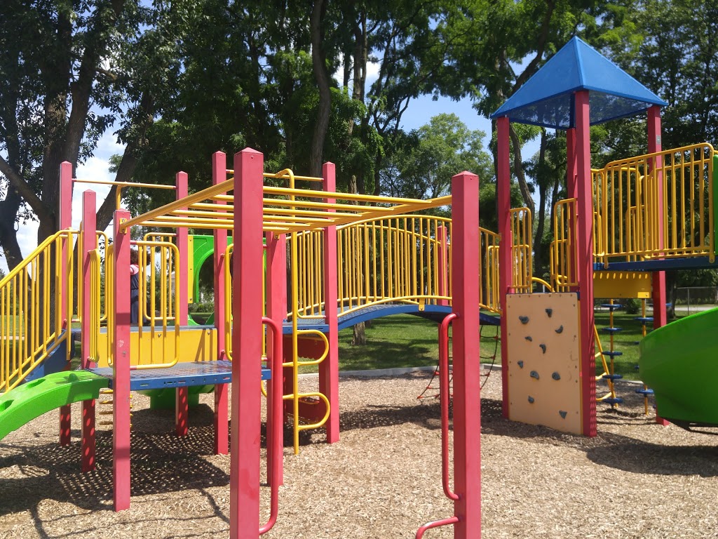 Fothergill Woods Park | 480 Fothergill Blvd, Burlington, ON L7L 6C8, Canada | Phone: (905) 335-7738