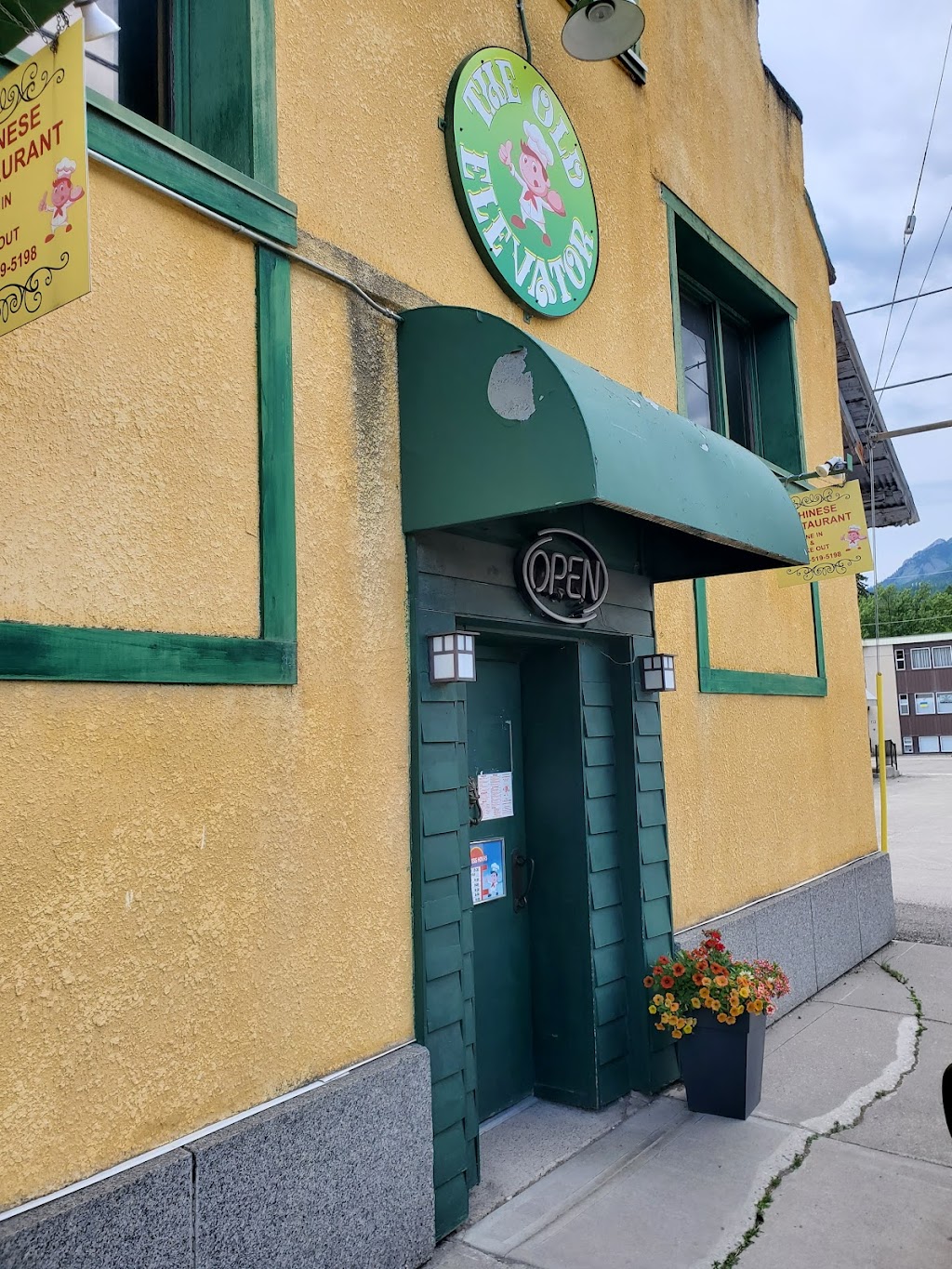 The Old Elevator | 291 1st Ave, Fernie, BC V0B 1M0, Canada | Phone: (778) 519-5198