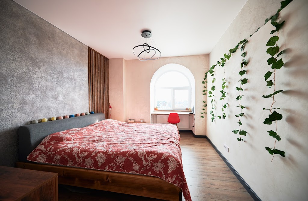 Custom View Decoration | 1496 Ross Rd, North Vancouver, BC V7J 1V2, Canada | Phone: (778) 814-9388
