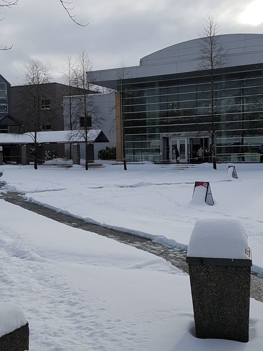 Kwantlen Polytechnic University | 12666 72 Ave, Surrey, BC V3W 2M8, Canada | Phone: (604) 599-2100