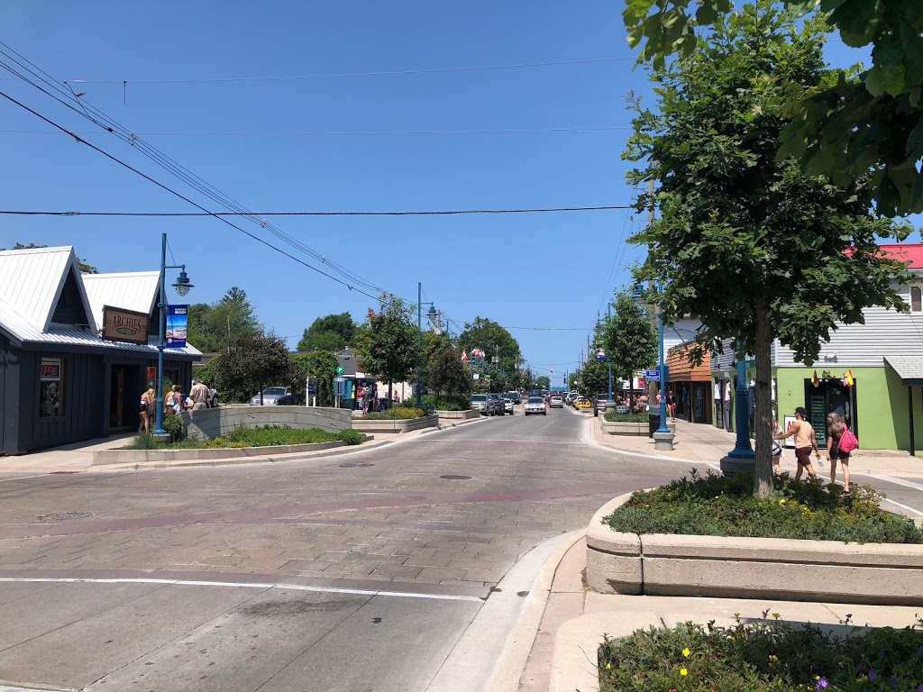 Eilber Street Parkette | 7 Eilber Rd, Grand Bend, ON N0M 1T0, Canada | Phone: (519) 243-1400
