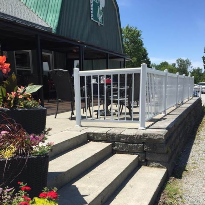 O Bistro du Golf | 1000 Rue Champêtre, Valcourt, QC J0E 2L0, Canada | Phone: (450) 532-0880