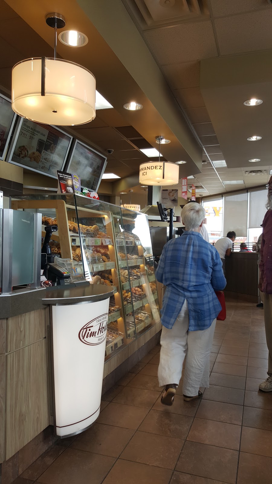 Tim Hortons | 99 QC-201, Rigaud, QC J0P 1P0, Canada | Phone: (450) 458-7320