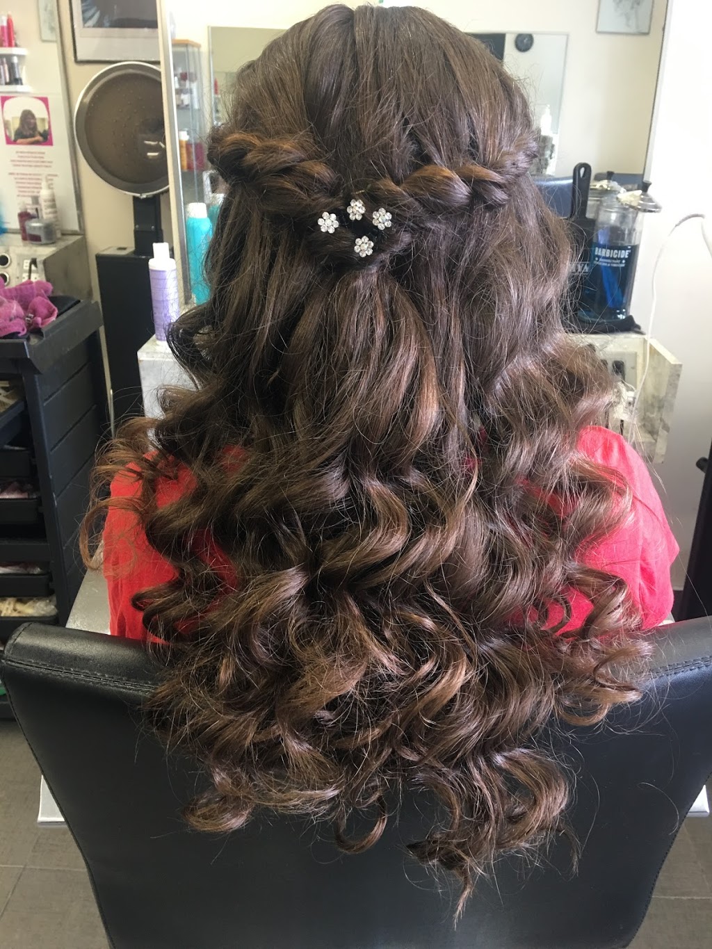 Elegante Hair Stylist 672 Sheppard Ave W North York On M3h 2s5