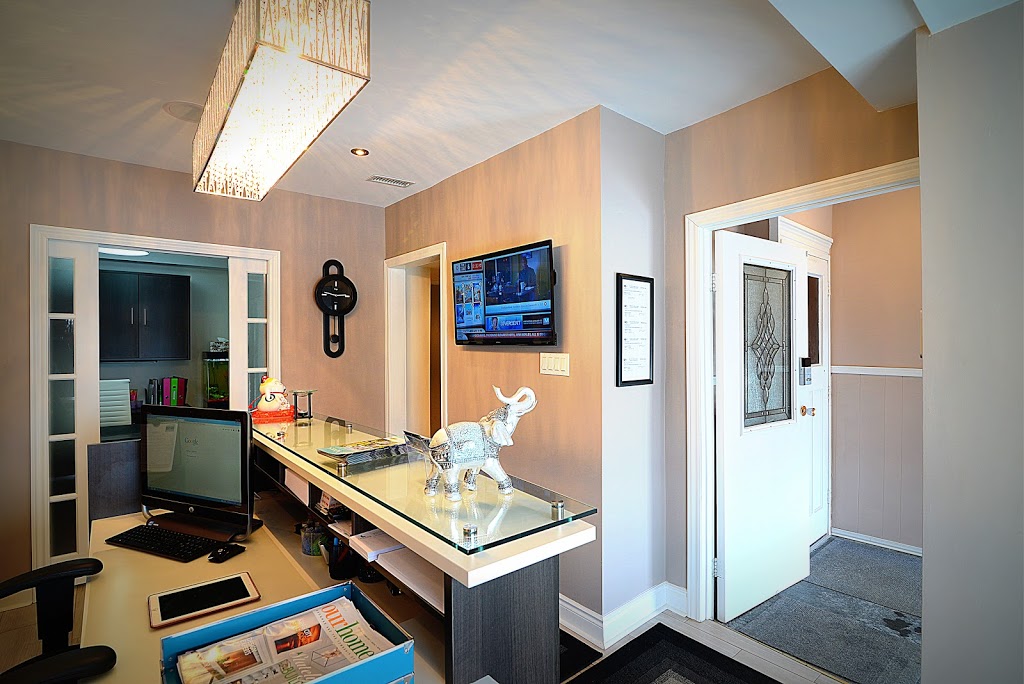 Trends Realty Inc. | 12967 Keele St #1, King City, ON L7B 1G2, Canada | Phone: (905) 833-0111