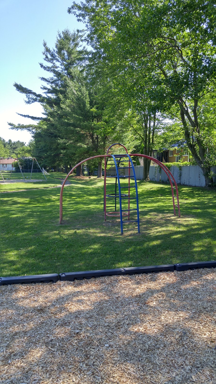 Parc Memorial | 1633 Rue Poplar, Mascouche, QC J7L 2J4, Canada