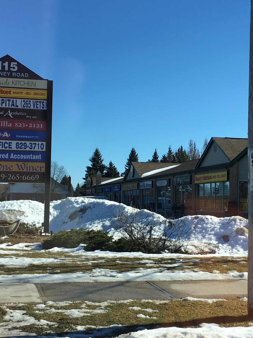 Hasty Market | 115 Downey Rd, Guelph, ON N1C 1A2, Canada | Phone: (519) 767-3238
