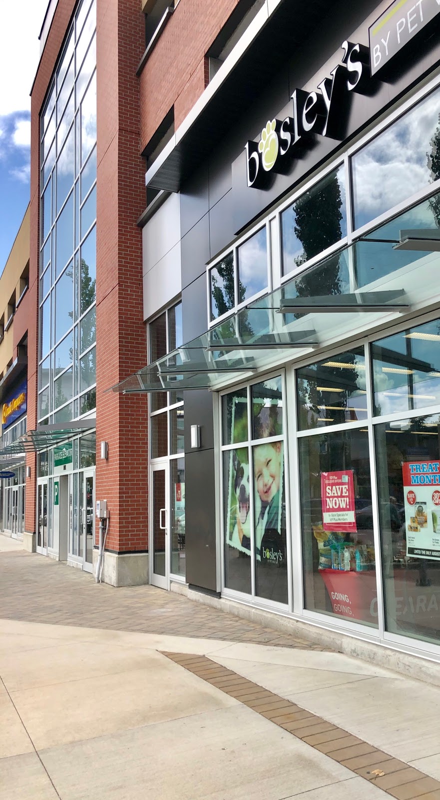 Bosleys by Pet Valu | 4731 Mcclelland Rd, Richmond, BC V6X 0M5, Canada | Phone: (604) 214-9937