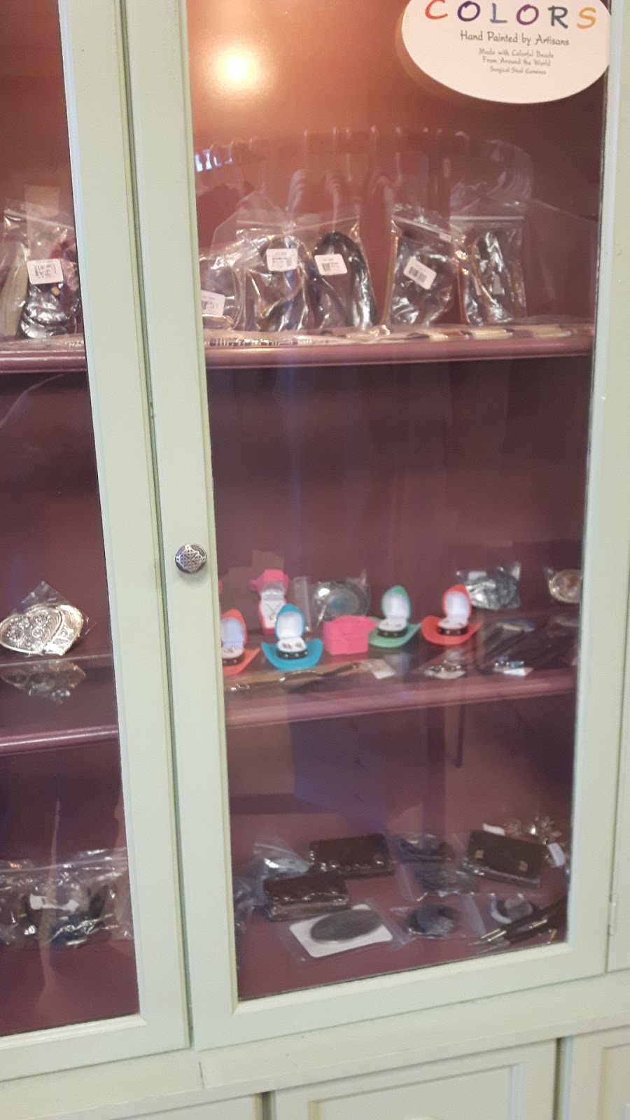 TRANSITION salon and gift shop | 18 Beckwith St S, Smiths Falls, ON K7A 2A8, Canada | Phone: (613) 284-0555