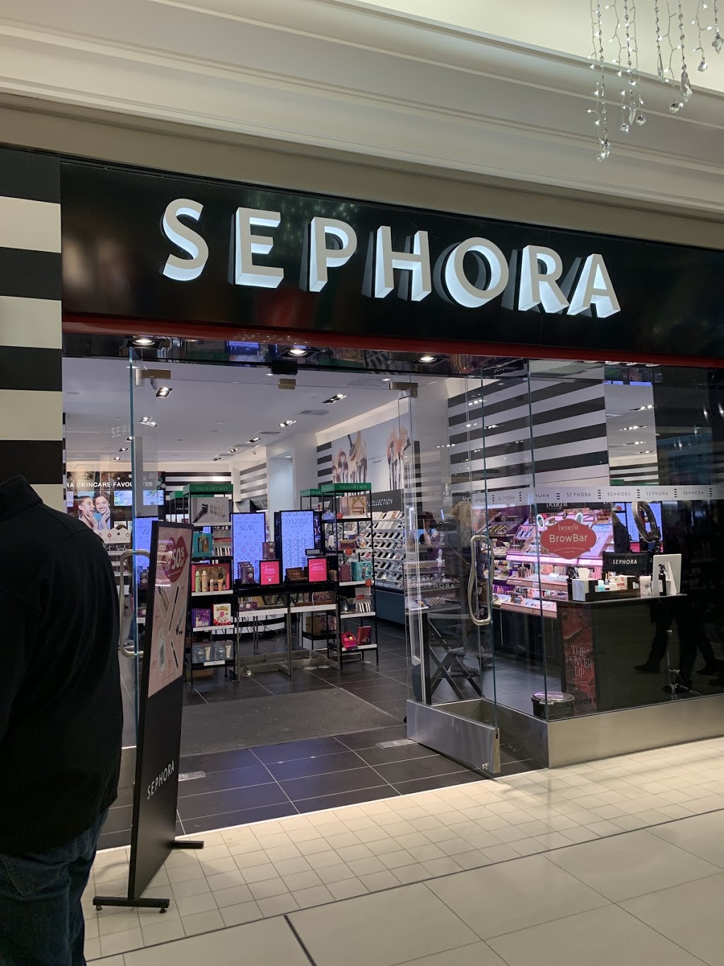 SEPHORA | Mic Mac Mall, 21 Micmac Blvd, Dartmouth, NS B3A 4K7, Canada | Phone: (902) 468-7400