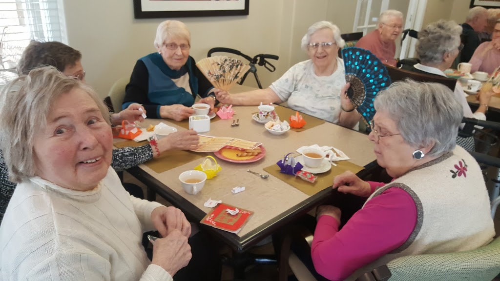 Court At Laurelwood Retirement Residence | 605 Laurelwood Dr, Waterloo, ON N2V 2W7, Canada | Phone: (519) 725-2442
