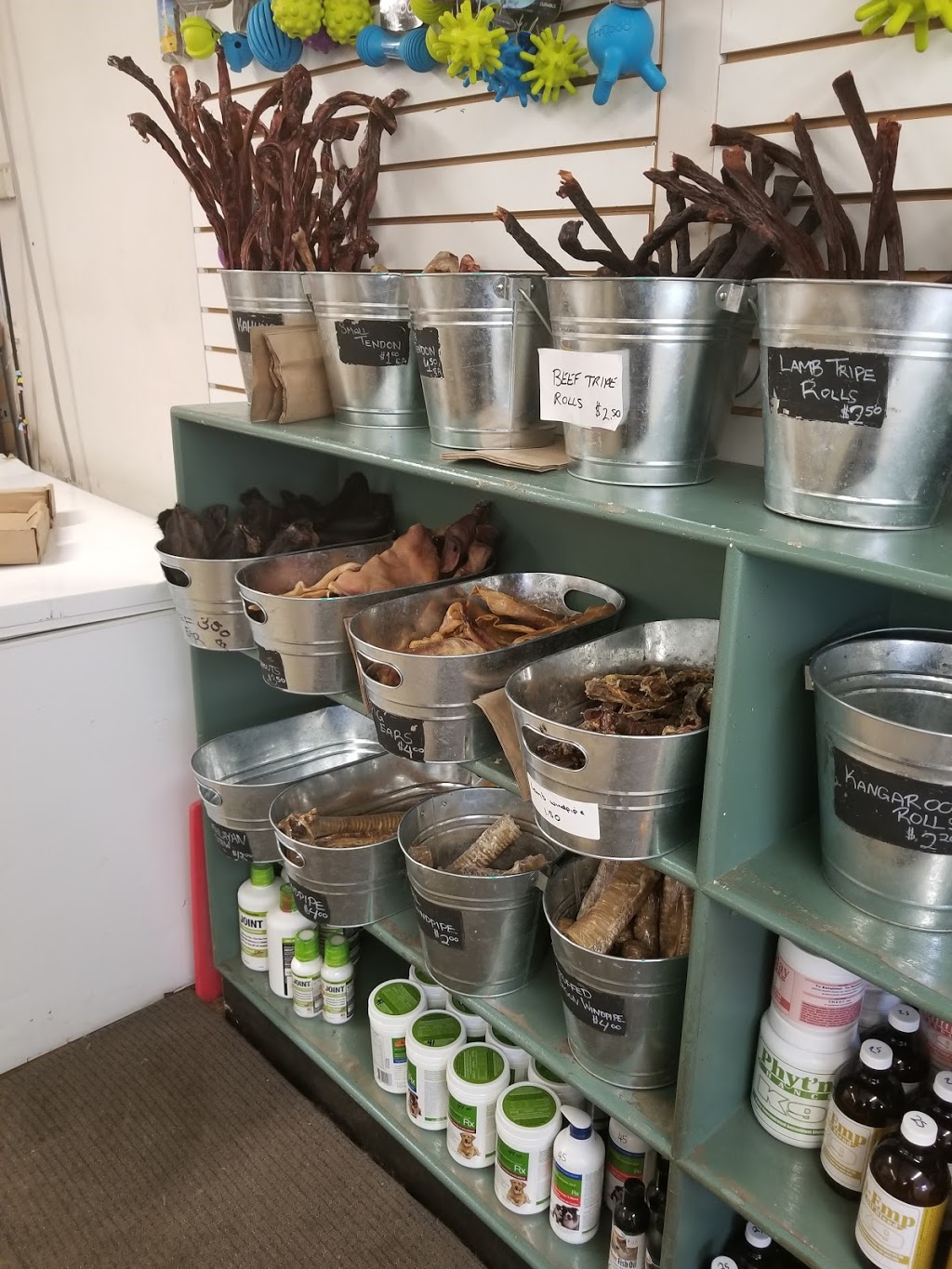 Heronview Raw and Natural | 7692 Ashburn Rd, Whitby, ON L1M 1L5, Canada | Phone: (905) 655-5747