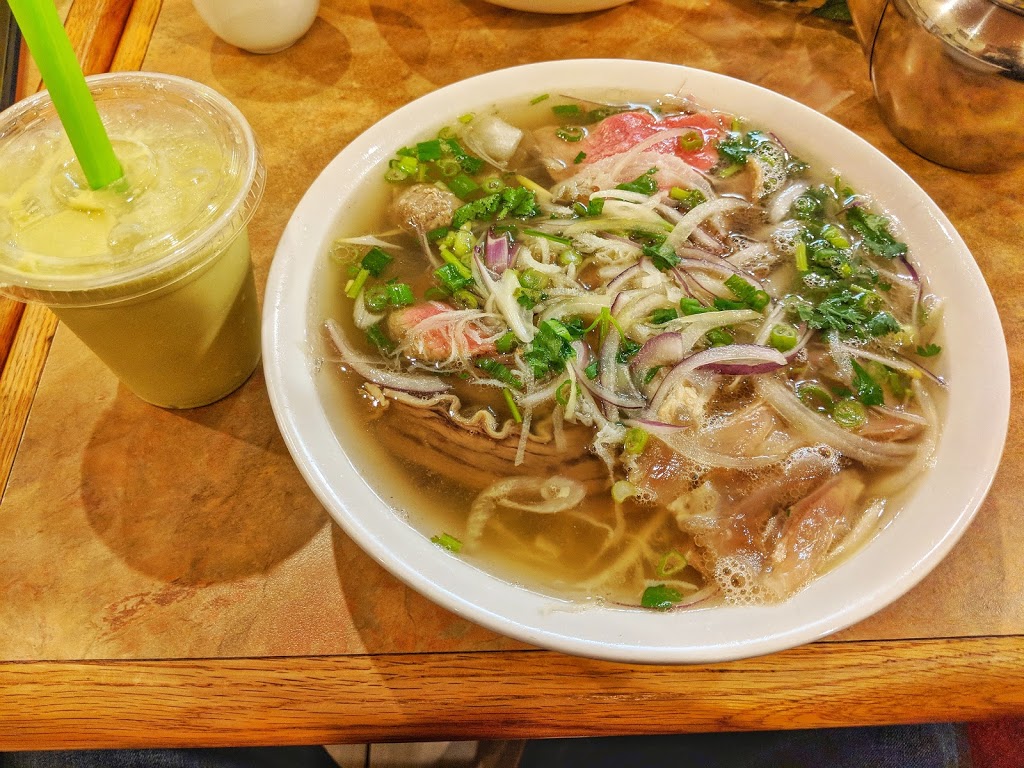 Pho Mi Viet Hoa | 2887 Jane St, North York, ON M3N 2J8, Canada | Phone: (647) 435-3251