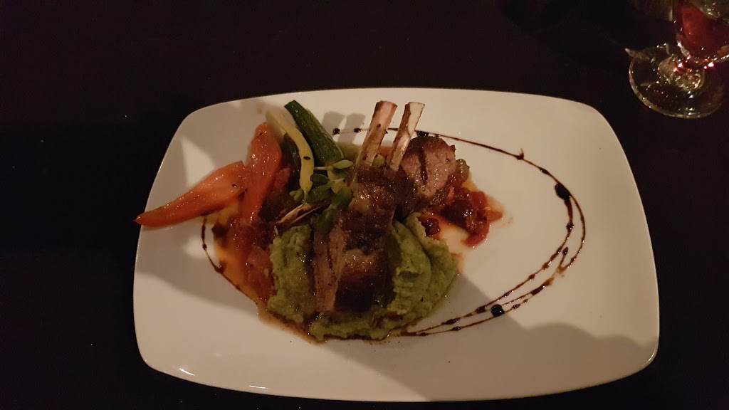Urban Dish Grill & Wine Bar | 367 Yonge St, Barrie, ON L4N 4C9, Canada | Phone: (705) 797-8909