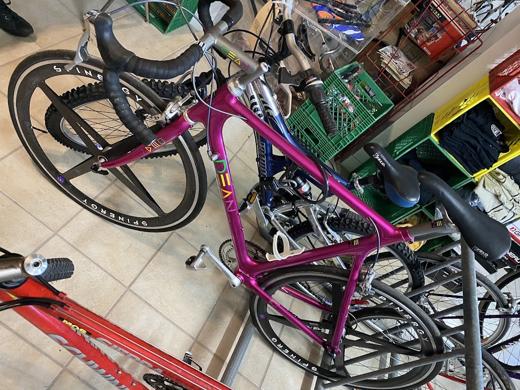 Gremlins Bicycle Emporium | 42 Adelaide St N, London, ON N5Z 1J6, Canada | Phone: (226) 884-4869