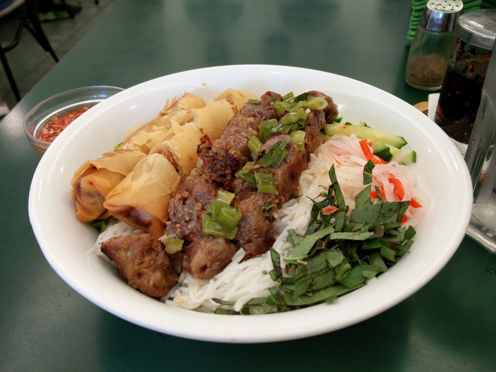 Pho Nhuan | 2989 Rupert St, Vancouver, BC V5M 3T8, Canada | Phone: (604) 434-8681