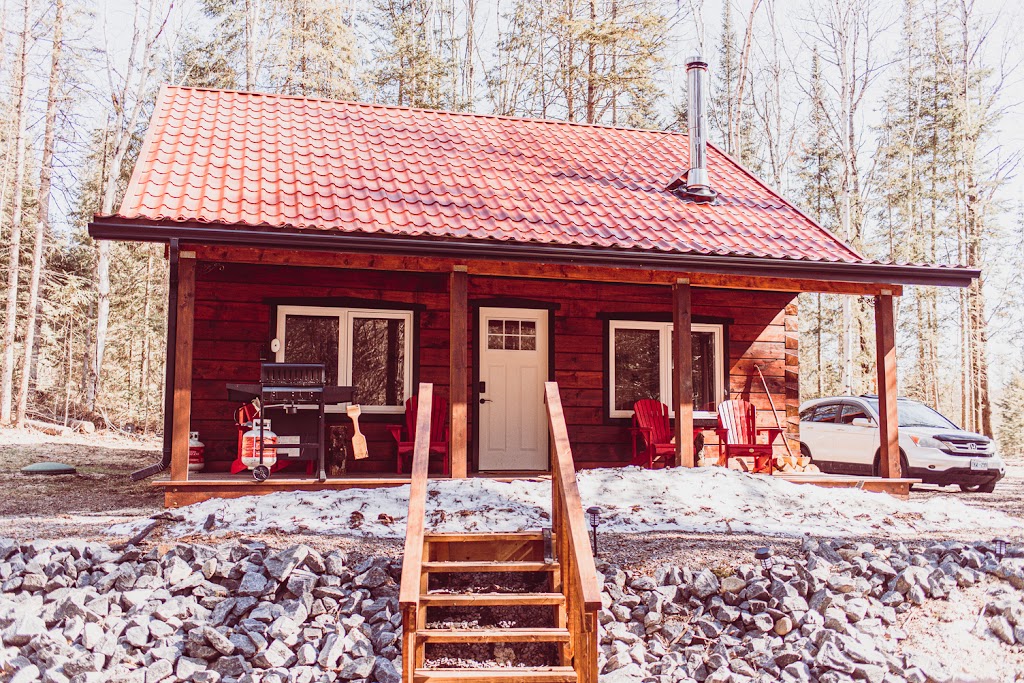 Taigh Glen Cabin | 4073 Chetwynd Rd, Kearney, ON P0A 1M0, Canada | Phone: (519) 217-2257
