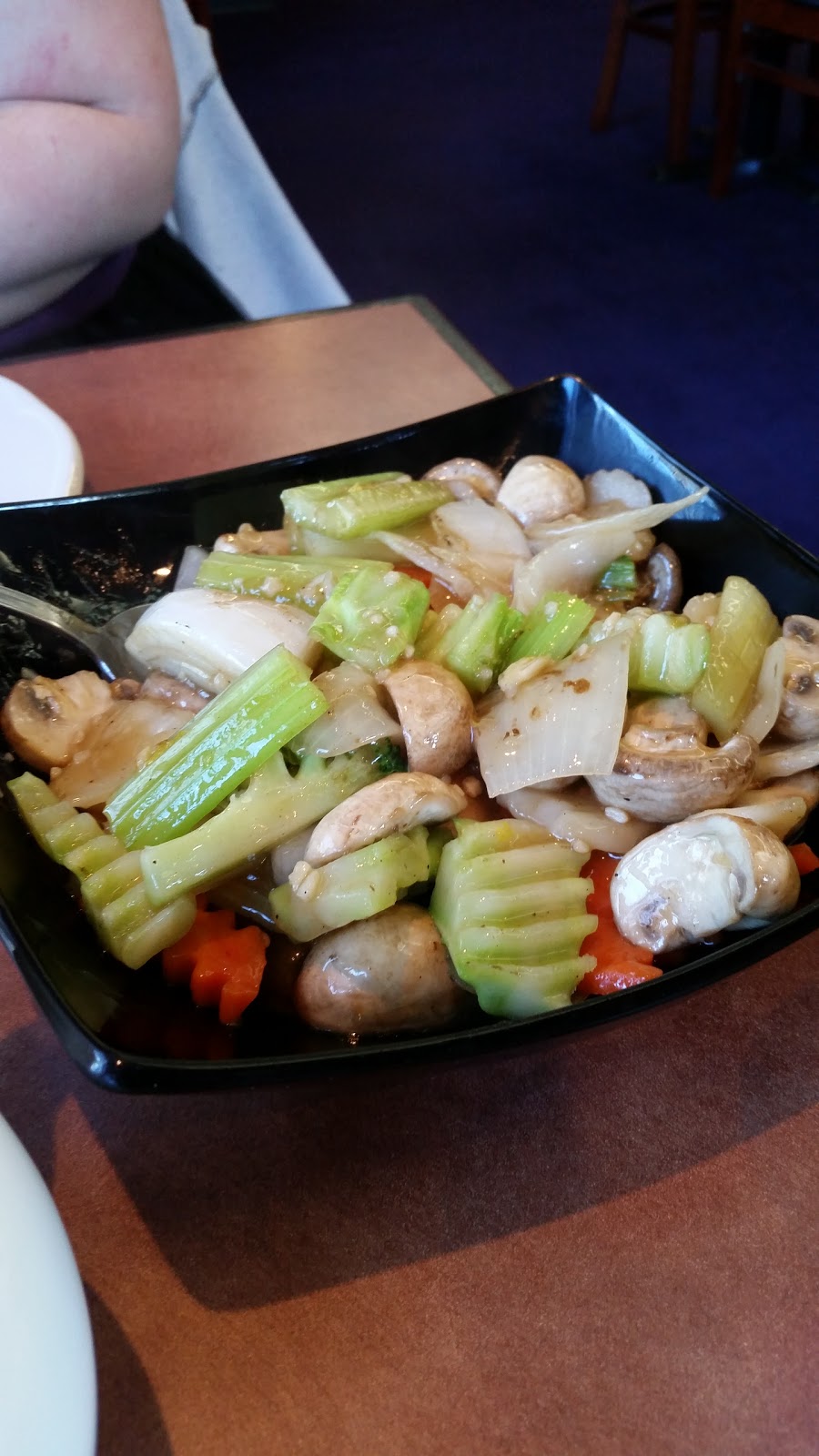 Wai Heung | 7784 E Saanich Rd, Saanichton, BC V8M 1Y8, Canada | Phone: (250) 652-1213