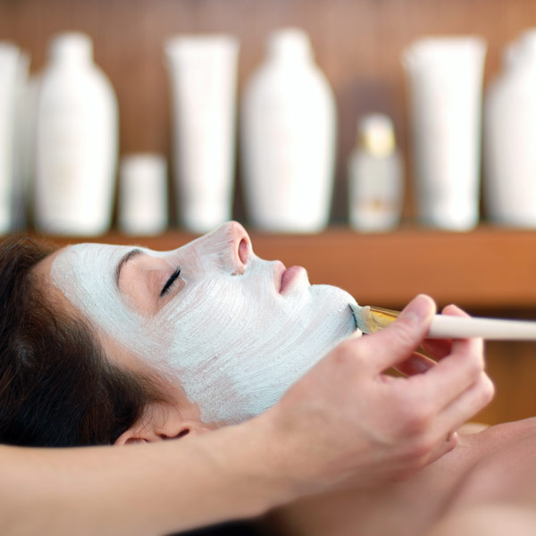 SOINS DERMO-ESTHÉTIQUES MILANE | 1925 a Bd Keller, Montréal, QC H4K 2V6, Canada | Phone: (514) 419-9513