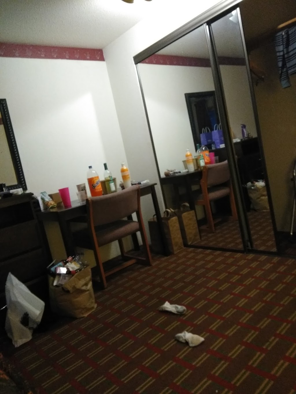 Bellingham Lodge | 101 N Samish Way, Bellingham, WA 98225, USA | Phone: (360) 733-8280