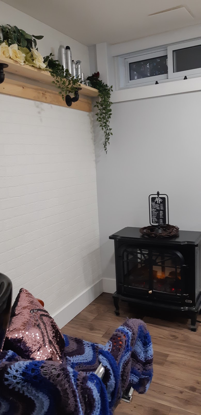 Townhouse Beauty & Bridal | 55 McClintock Way, Kanata, ON K2L 2A3, Canada | Phone: (613) 882-3829