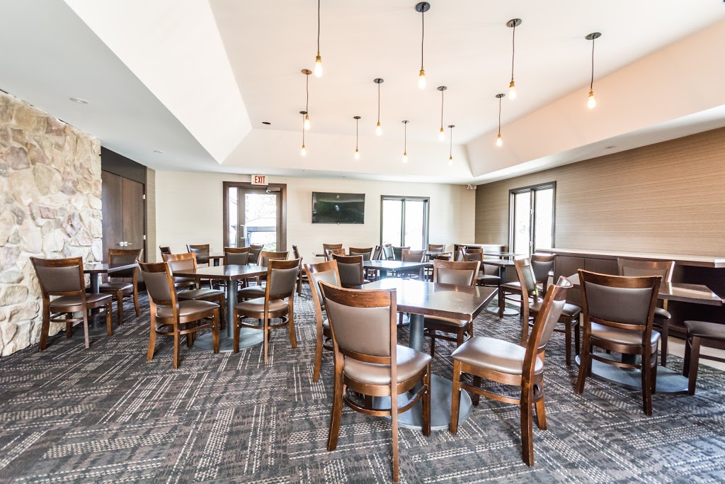 Ramada by Wyndham Ottawa On The Rideau | 2259 Prince of Wales Dr, Nepean, ON K2E 6Z8, Canada | Phone: (613) 288-3500