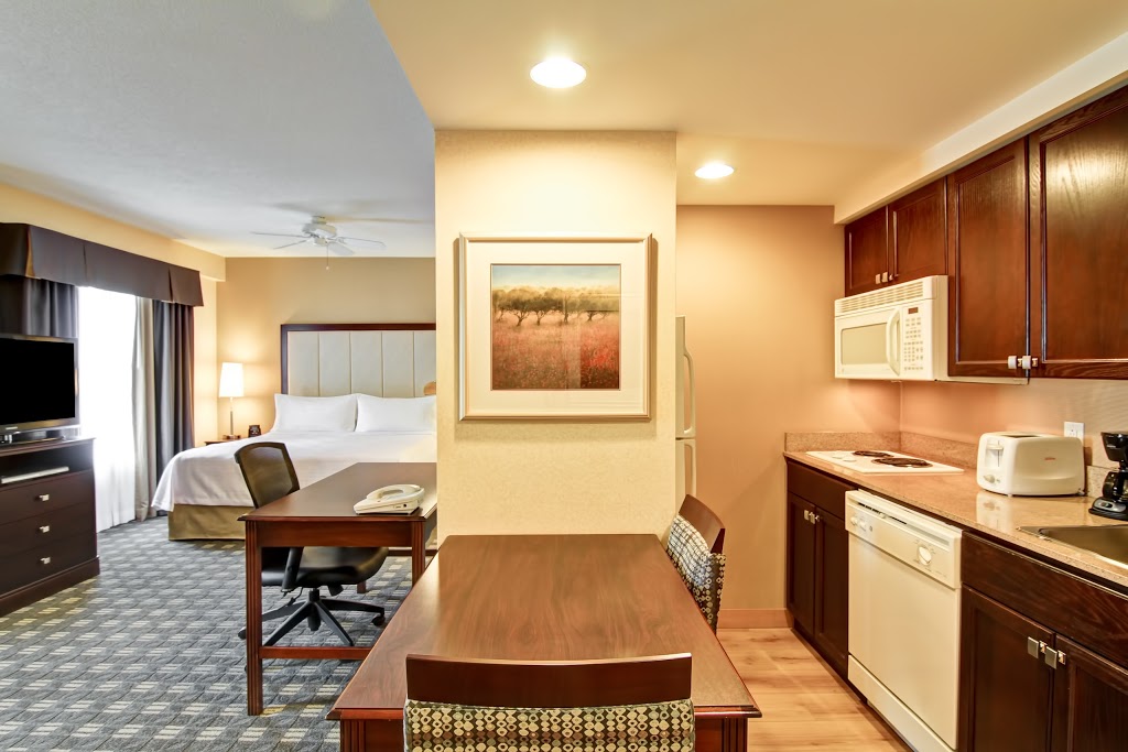 Homewood Suites by Hilton Toronto-Mississauga | 6430 Edwards Blvd, Mississauga, ON L5T 2Y3, Canada | Phone: (905) 564-5529
