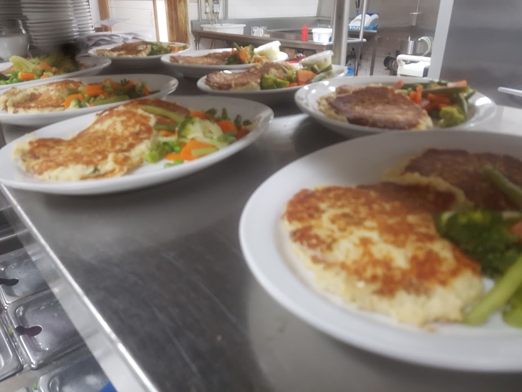 All Seasons Inn & Restaurant | 1015 Main St, Sussex, NB E4E 2M6, Canada | Phone: (506) 433-2220