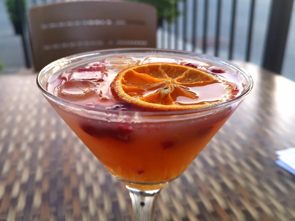 Negi Indian Bistro and English Pub | 51 John St N, Arnprior, ON K7S 2N1, Canada | Phone: (613) 623-8080