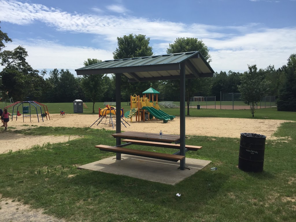 Parc de Cedarbrook | 1571 Rue du Champagne, Saint-Lazare, QC J7T 2C1, Canada | Phone: (450) 424-8000