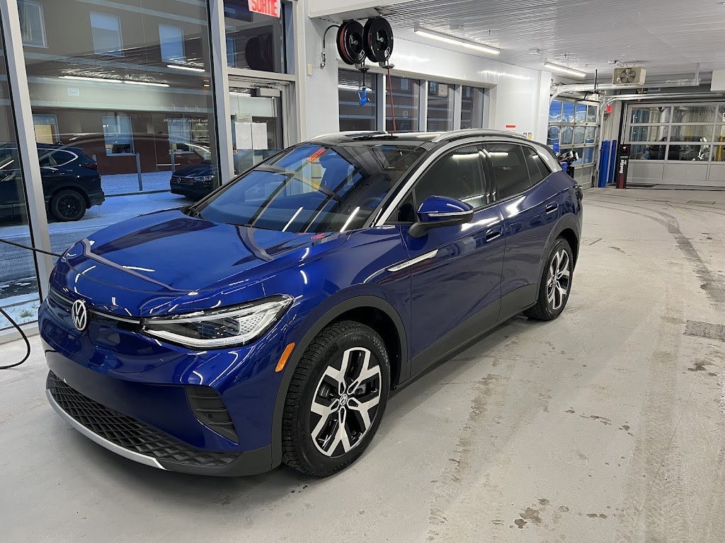 Haut-Richelieu Volkswagen | 950 Rue Douglas, Saint-Jean-sur-Richelieu, QC J3A 1V1, Canada | Phone: (450) 359-4222