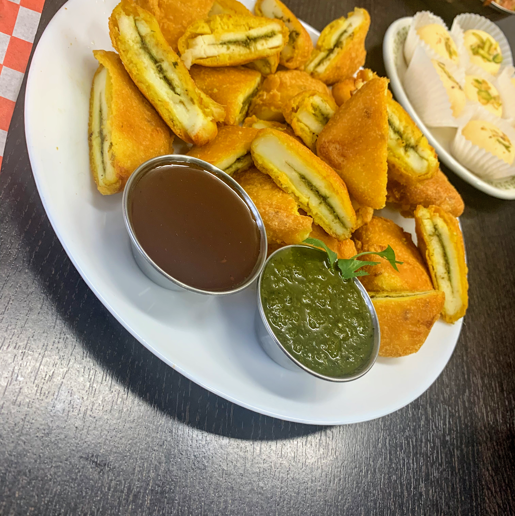 Royal Indian Chef and Sweets | 15299 68 Ave Unit 132, Surrey, BC V3S 2C1, Canada | Phone: (778) 565-0707