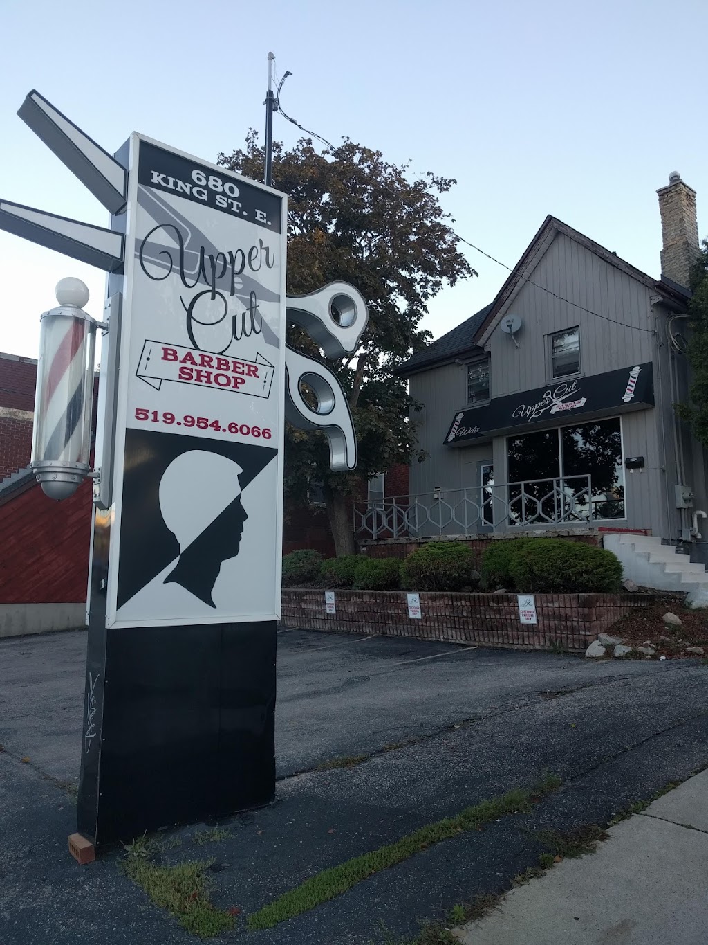 UpperCut Barbershop | 680 King St E, Kitchener, ON N2G 2M3, Canada | Phone: (519) 954-6066
