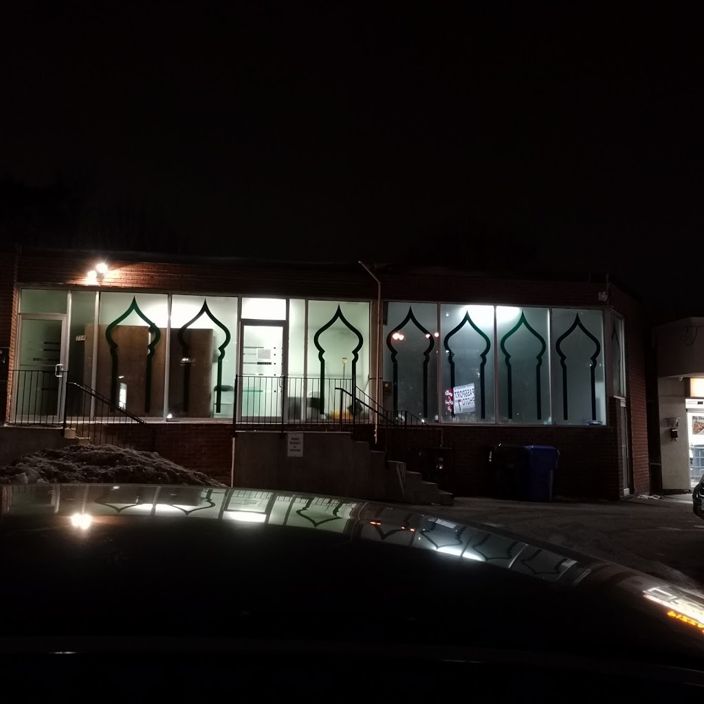 Masjid Bilal | 214 Markham Rd, Scarborough, ON M1J 3C2, Canada | Phone: (416) 264-1222
