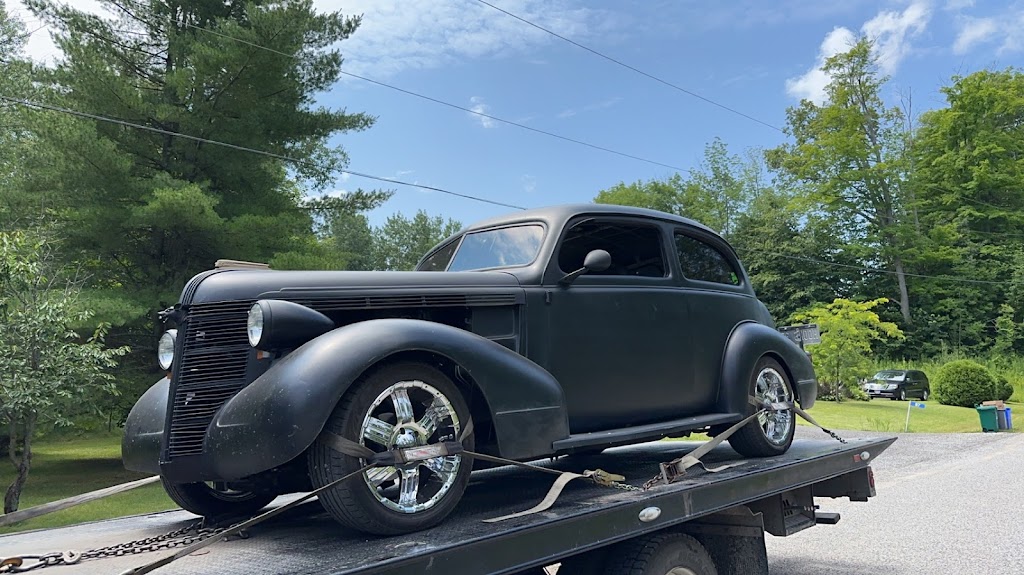 CANHAWK TOWING | 530 Purdy Rd, Colborne, ON K0K 1S0, Canada | Phone: (647) 830-3284