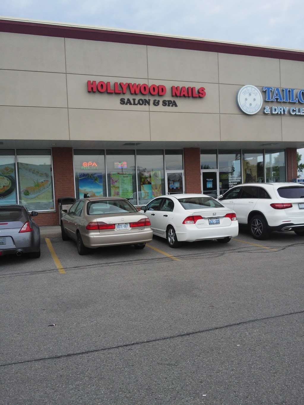 Hollywood Nails Waterloo | 36 Northfield Dr E Unit # 15, Waterloo, ON N2L 6A1, Canada | Phone: (519) 725-9595
