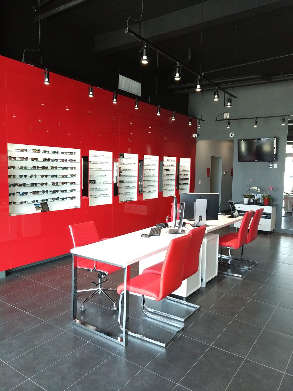Visus Eyewear | 1595 Upper James St, Hamilton, ON L9B 0H7, Canada | Phone: (905) 526-4884