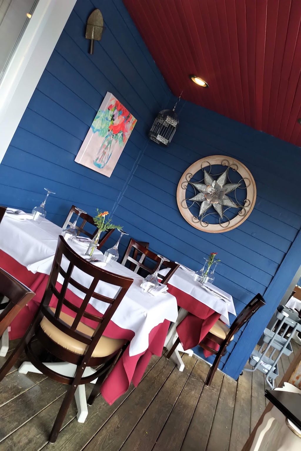 Di Salvos Bella Cucina | 2 James St, Parry Sound, ON P2A 1T2, Canada | Phone: (705) 746-4040