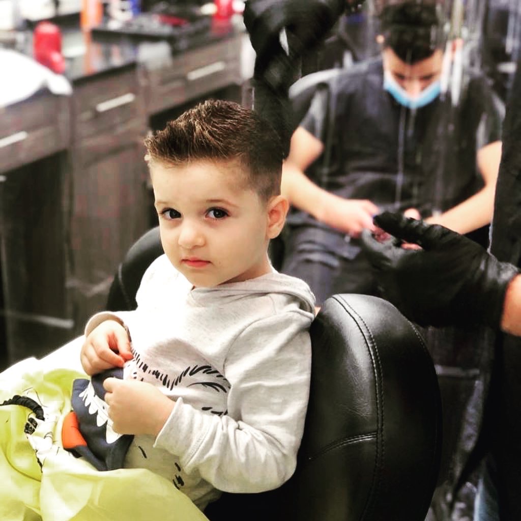 Fadis Barbershop (Findlay Creek) | 100 Shuttleworth Dr. unit 2, Ottawa, ON K1T 3W7, Canada | Phone: (613) 227-5555