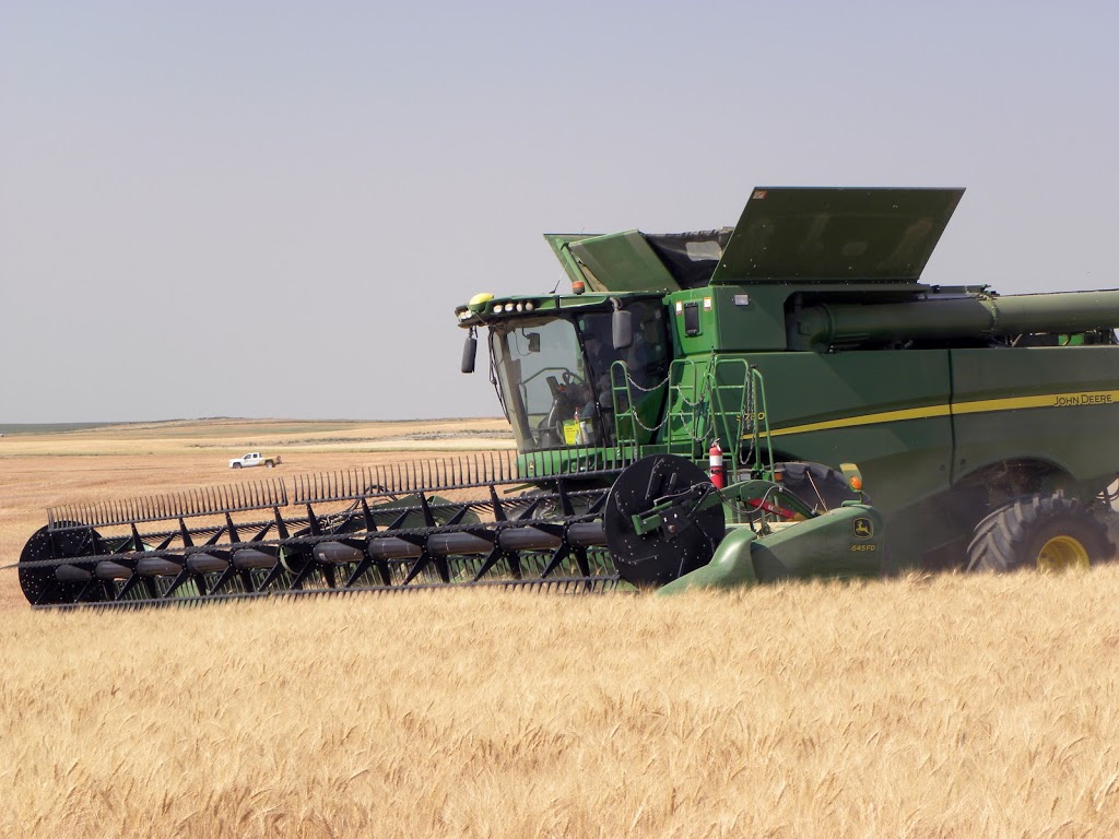 South Country Equipment Ltd | Hwy 39 N, Weyburn, SK S4H 2K1, Canada | Phone: (306) 842-4686